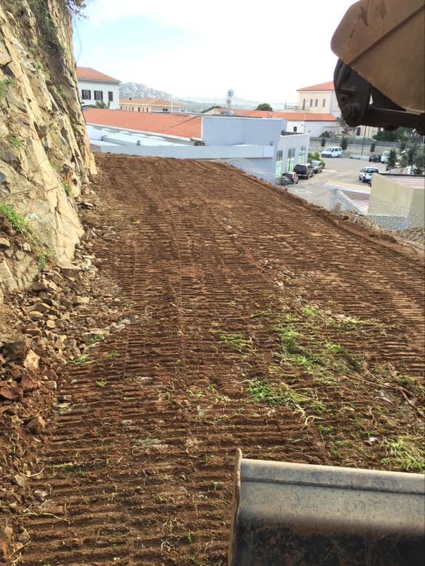 Preparazione muro in terra armata