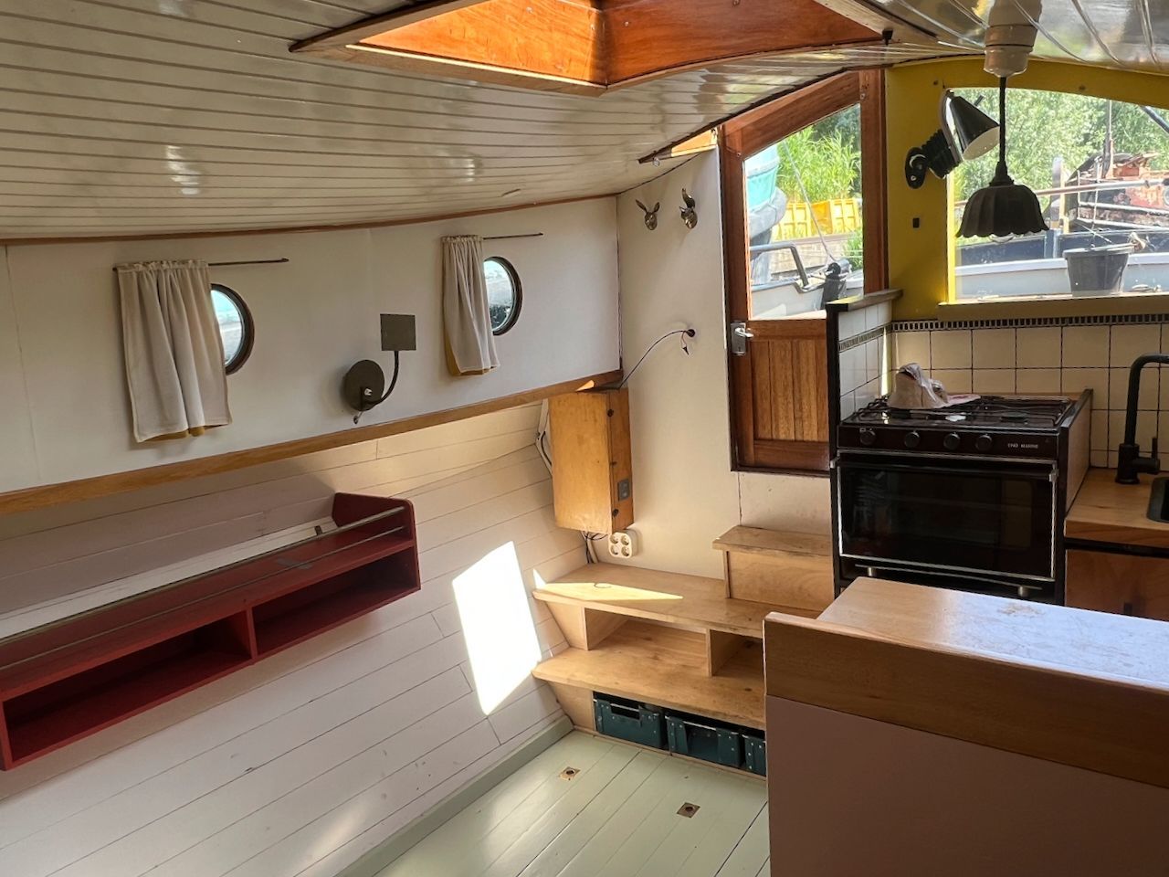 Interieur van de Wijde Blik.