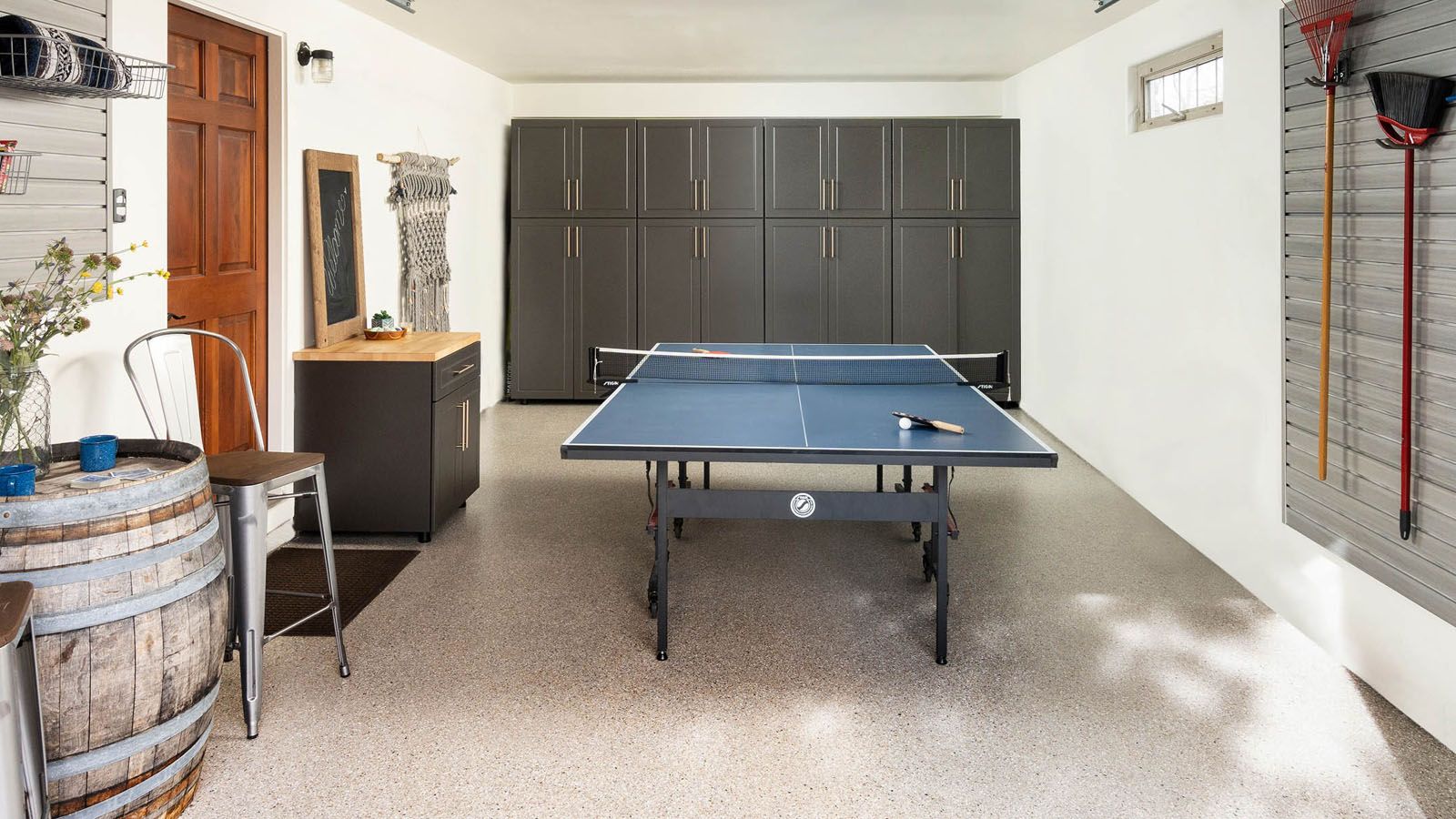 HOW TO TRANSFORM YOUR GARAGE: STEP BY STEP WITH LANCASTER PAINTING