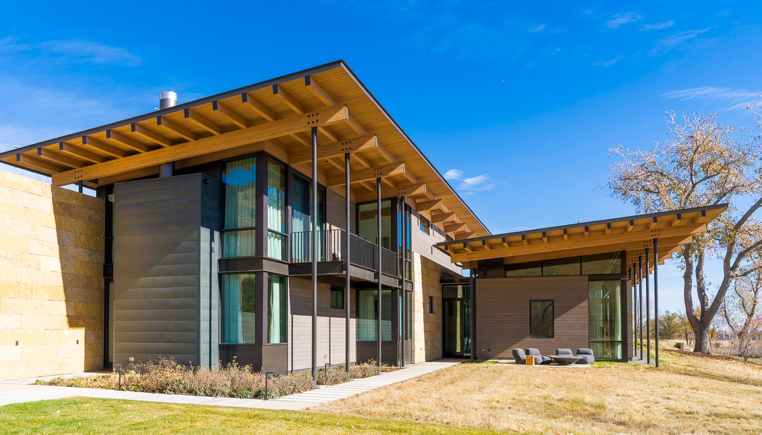 Loewen Windows for Colorado Home supplied by Mountain States Building Products