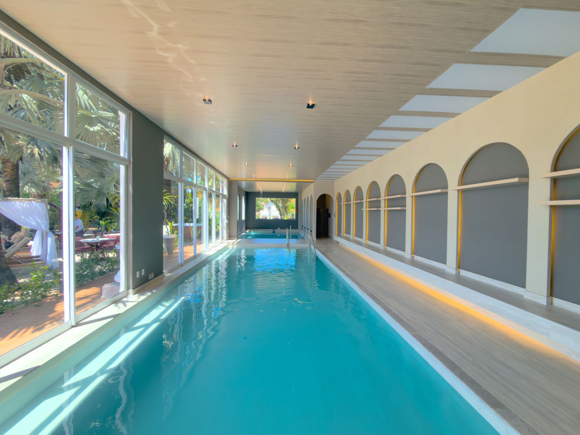 PISCINAS hover