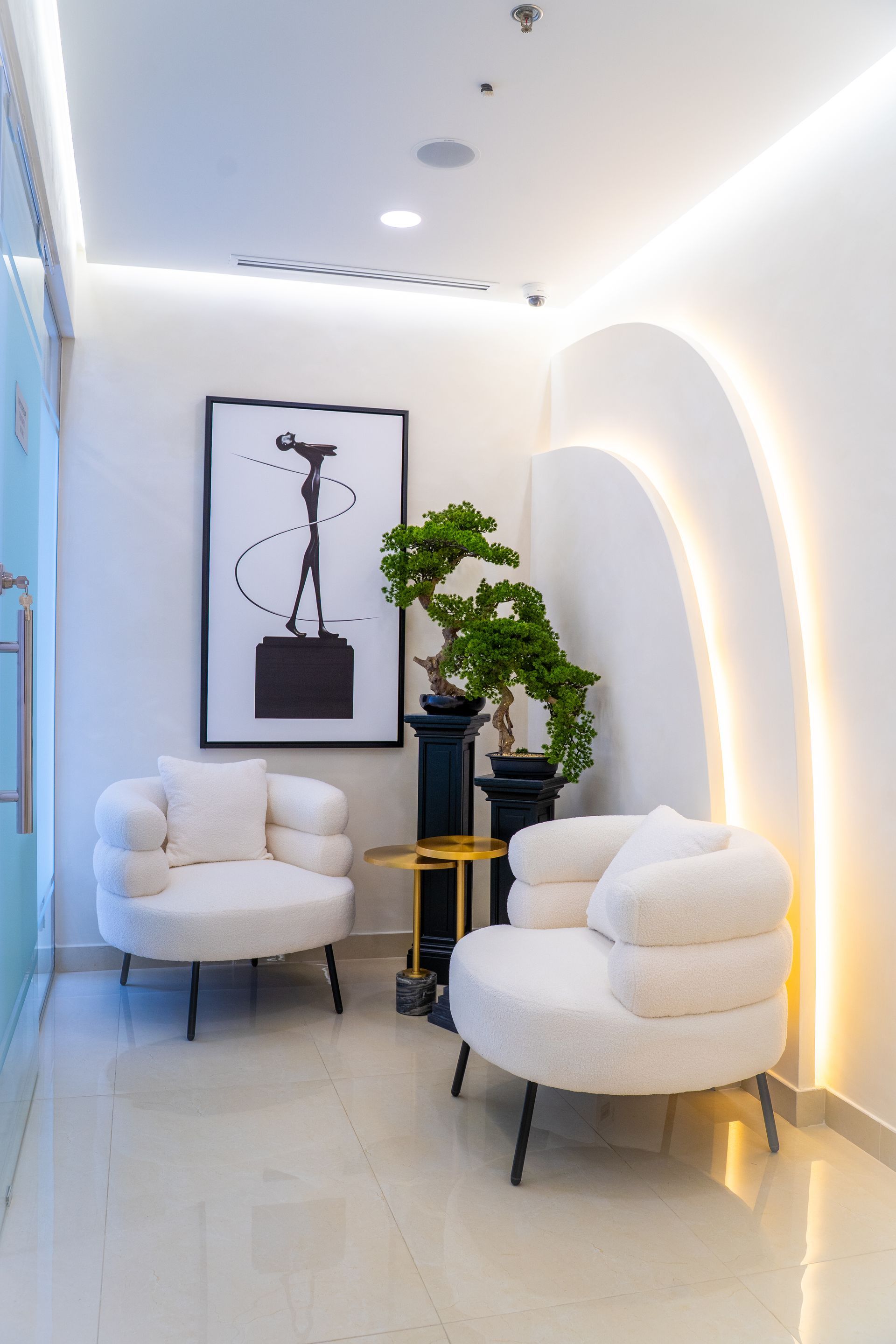 Orthoflex Orthopedic & Physiotherapy Centre healthcare interior designed by Levantine Healthcare, view 3