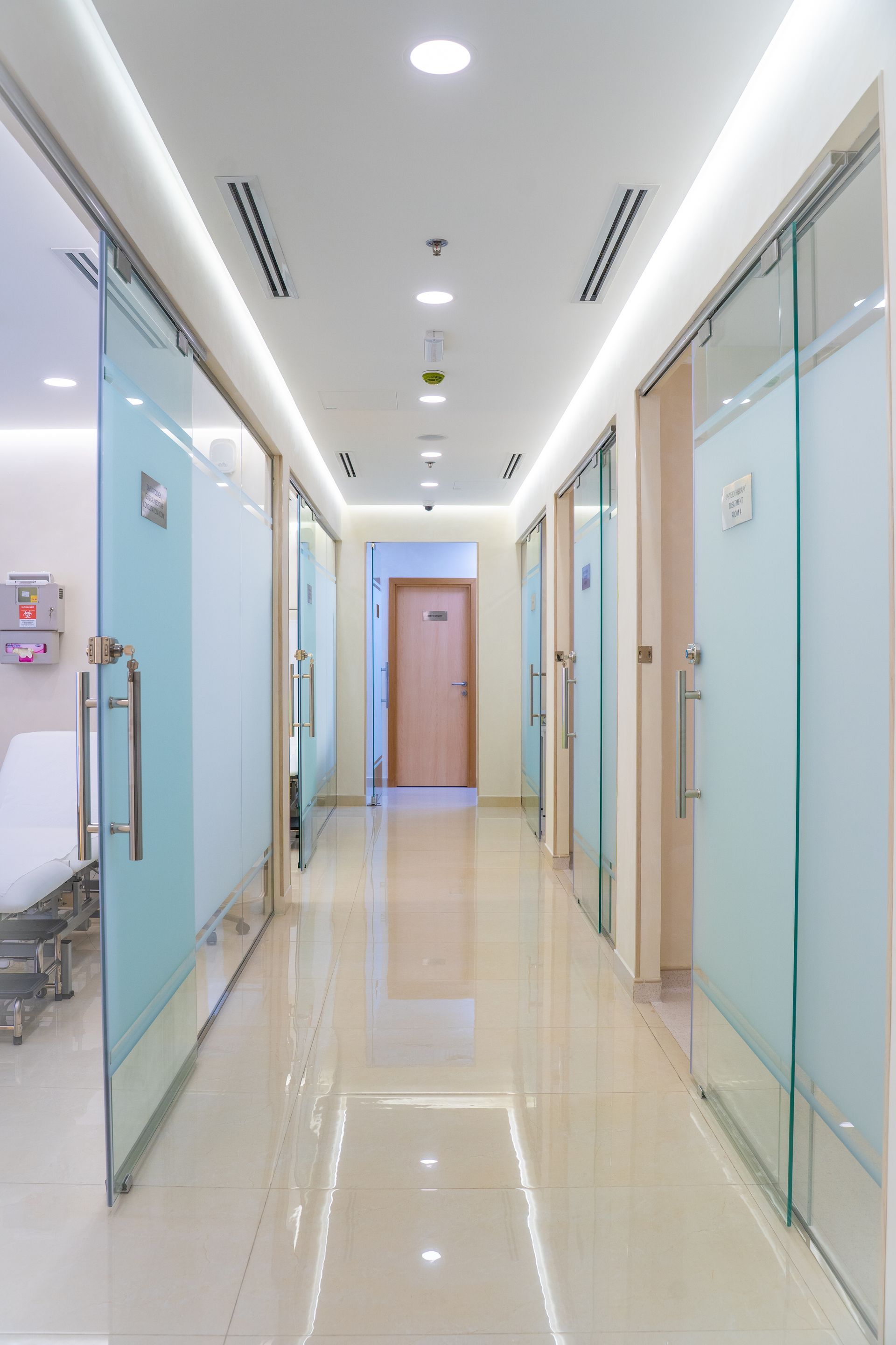 Orthoflex Orthopedic & Physiotherapy Centre healthcare interior designed by Levantine Healthcare, view 5