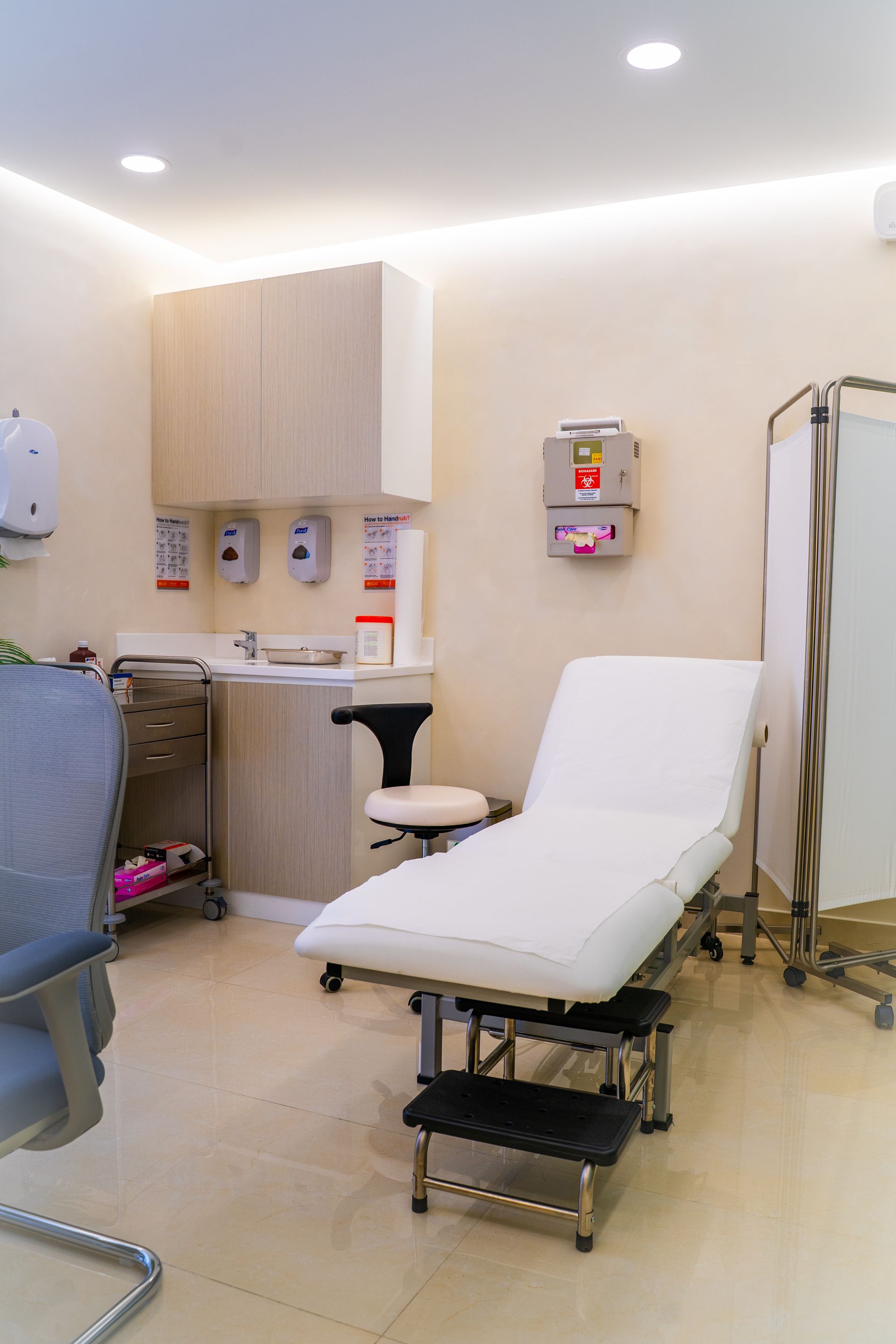 Orthoflex Orthopedic & Physiotherapy Centre healthcare interior designed by Levantine Healthcare, view 7