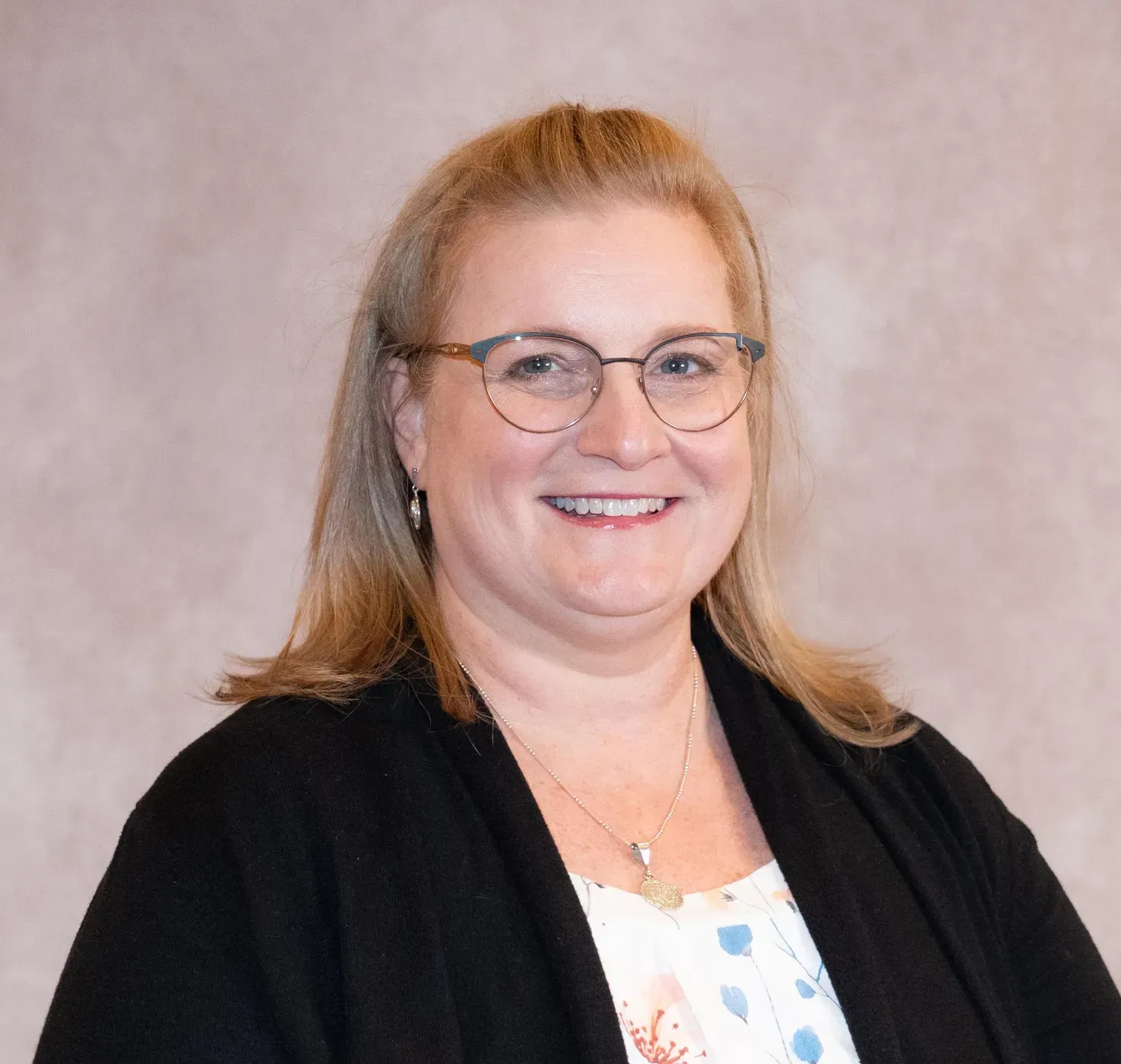 Leigh Ann Arnholt