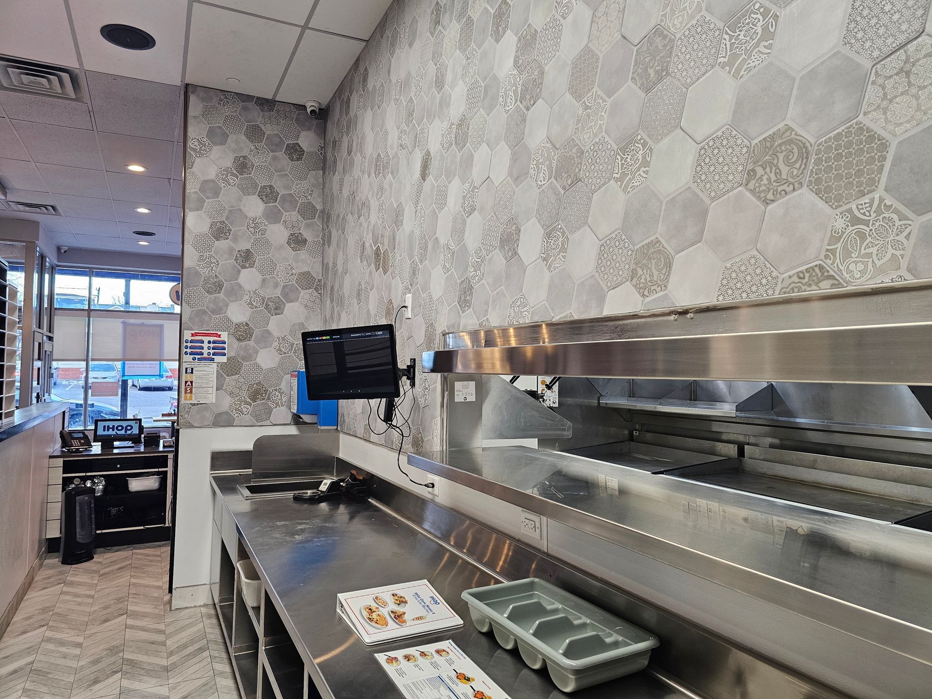 IHOP kitchen by TUF Construction