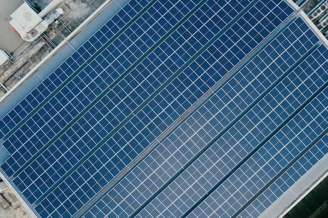 'Slimme beloning voor zonnepaneelbezitters helpt netcongestie direct te verlichten'