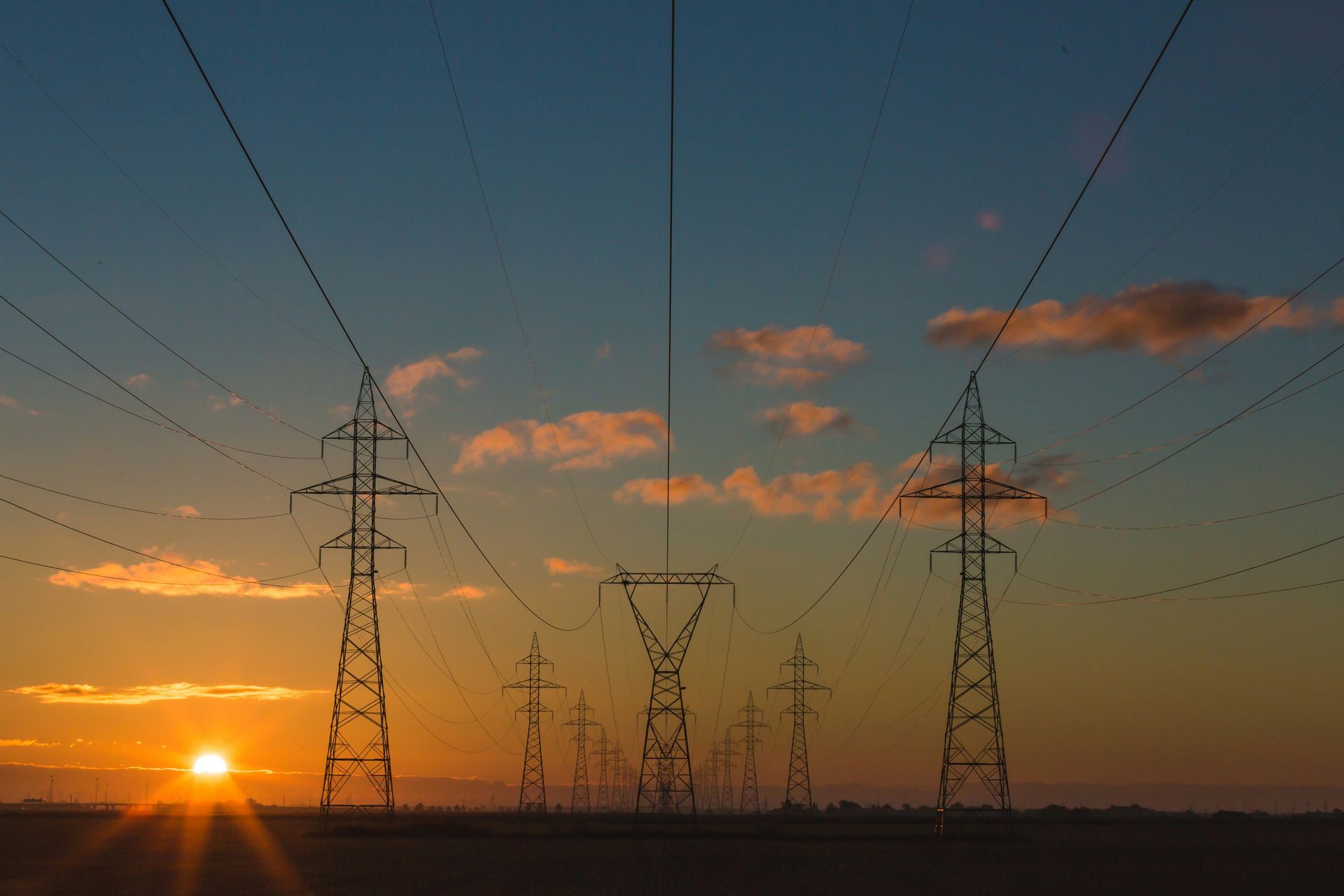 Huishoudens die binnenkort een nieuw energiecontract afsluiten, kunnen flink meer gaan betalen. Door