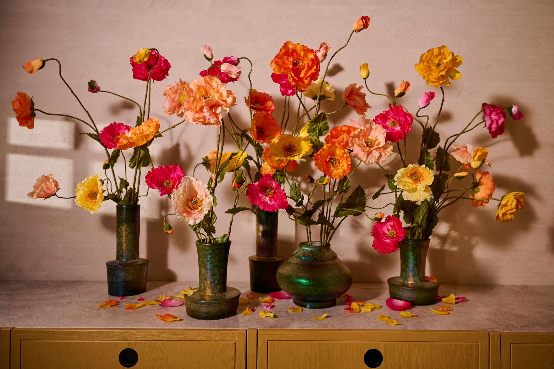 Pots, vases & accessories