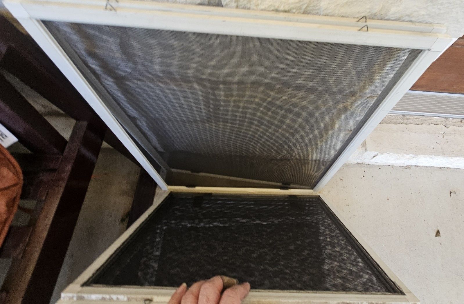 dirty door screen