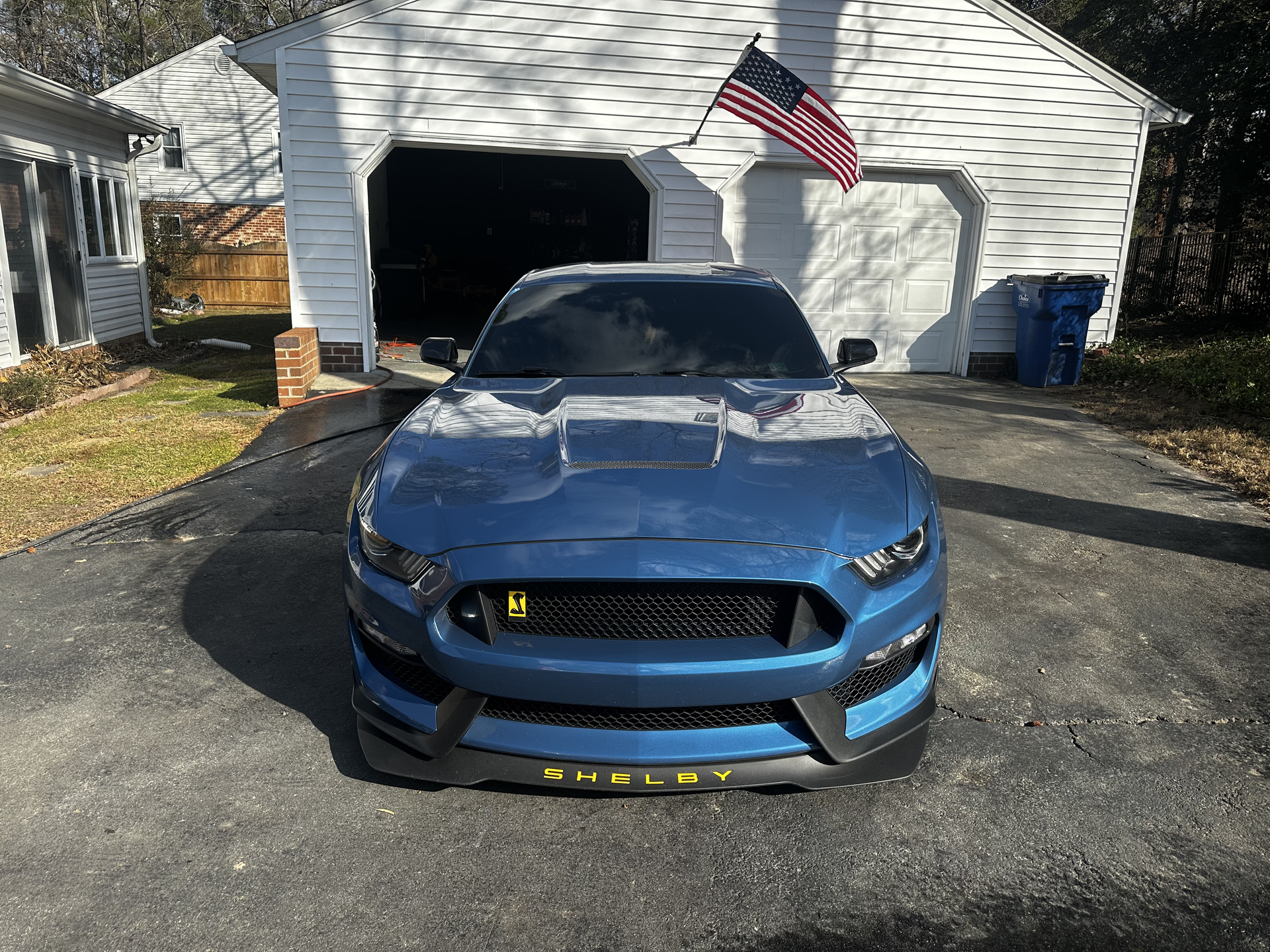 exterior car detailing Lake Monticello