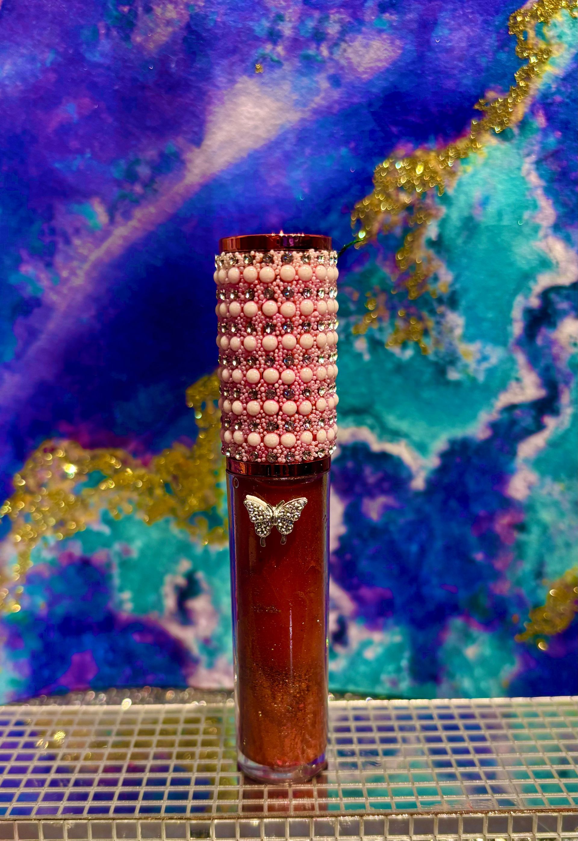 Babe Brown Lip Gloss  Stain Extended Wear Vegan, Paraben Free, all Natural Ingredient Vitamin Enriched