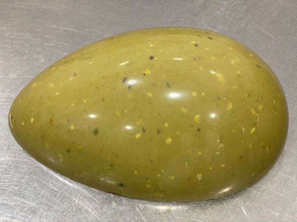 uova pasquali al pistacchio della pasticceria a Roma Ostiense