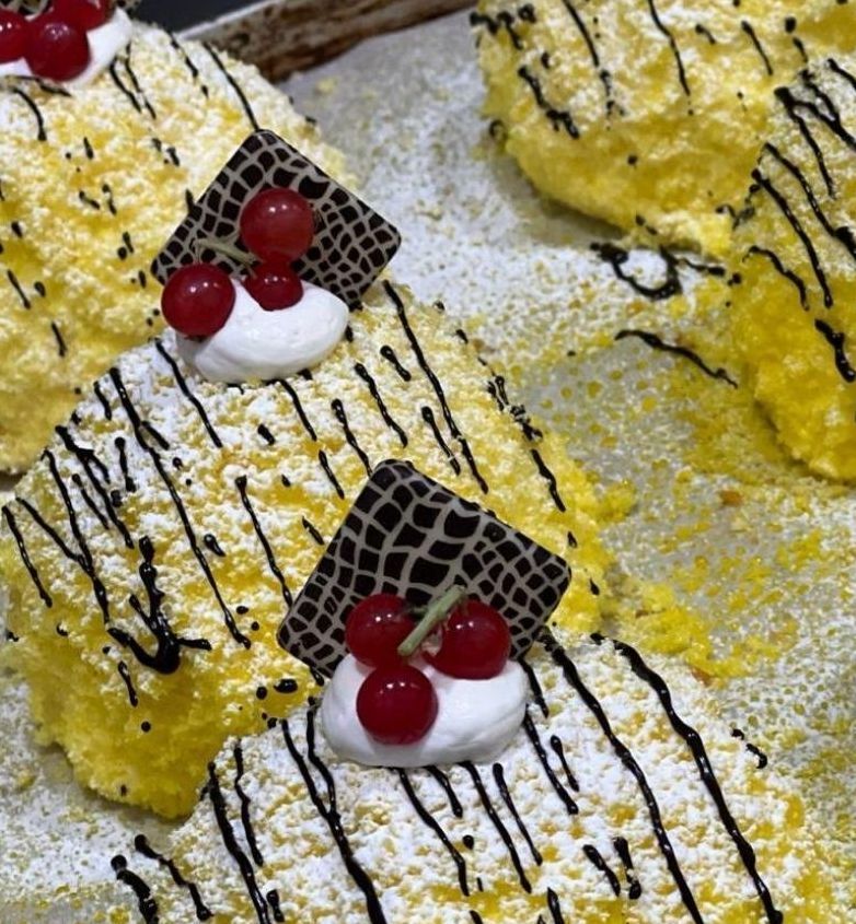 torta per la festa della donna della pasticceria Rinaldi a Roma