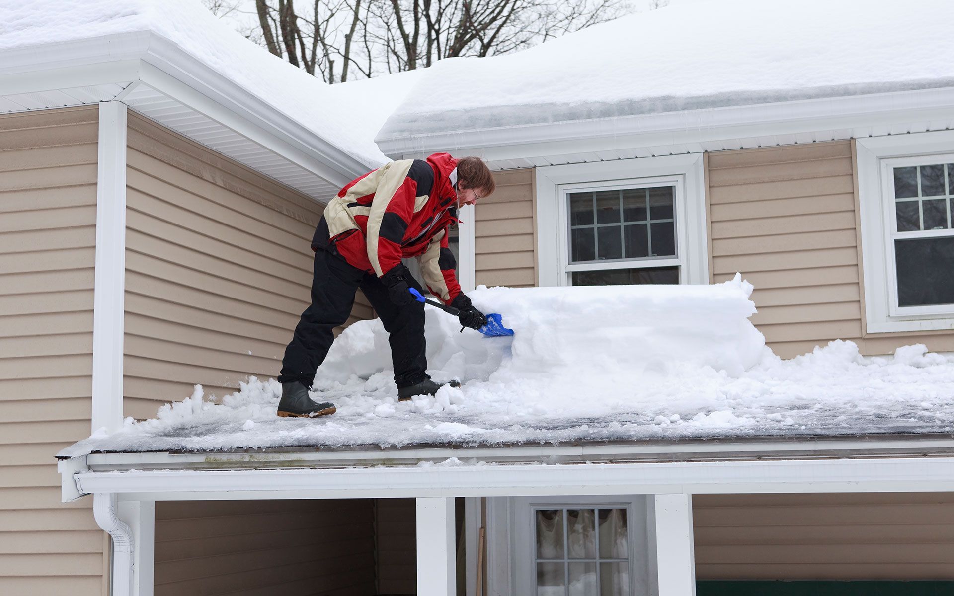 Winter Tips for Roof Maintenance by Iowa Roofing & Exteriors