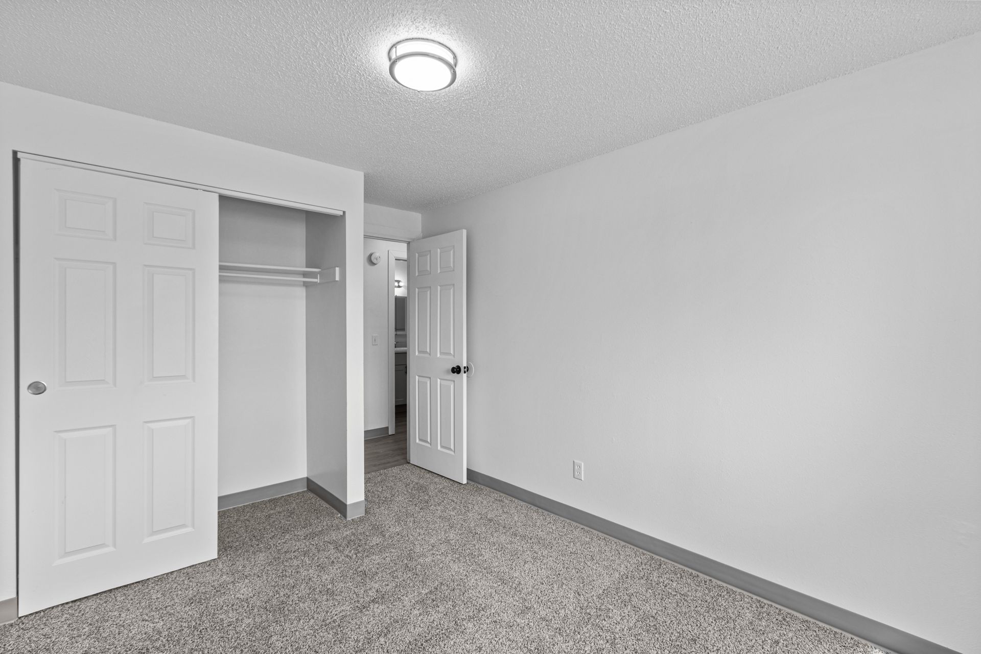 houk 33 bedroom