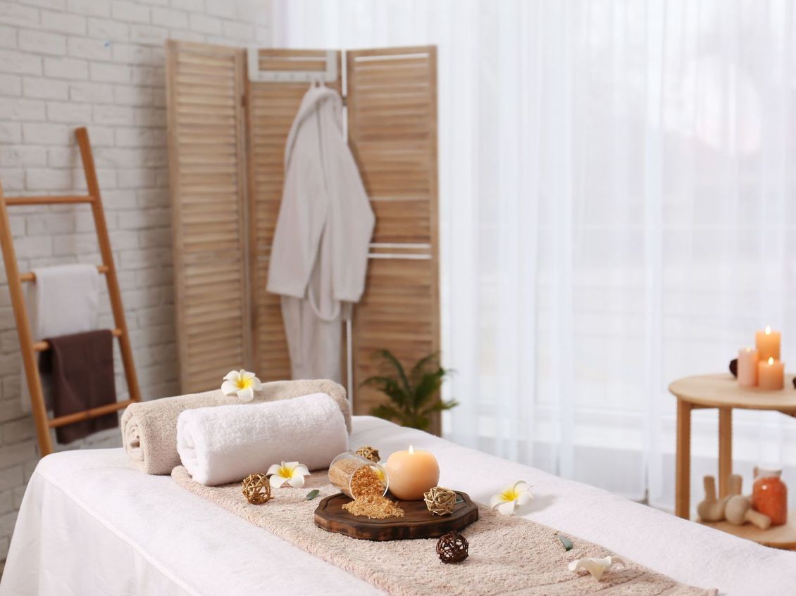 Massage table