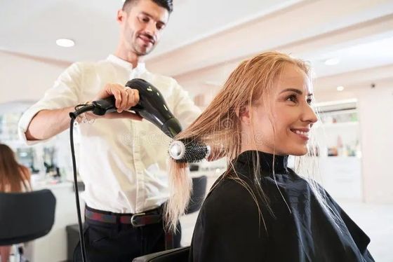 Accountant for hairdresser