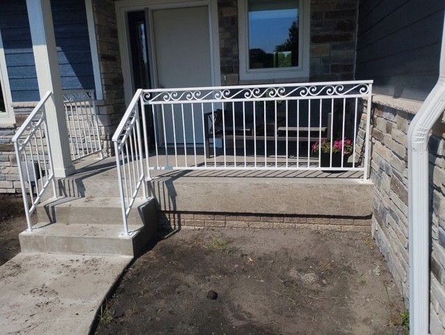 Custom Handrails & Ornamental Iron Railings Cedar Rapids, Marion, Cedar ...