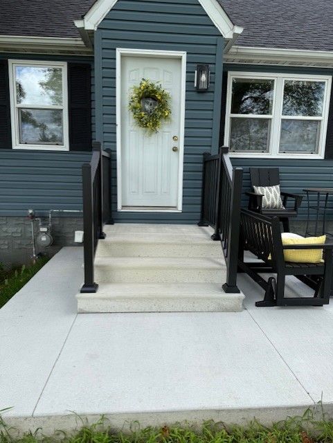 Stylish New Precast Steps Cedar Falls IA Waverly IA
