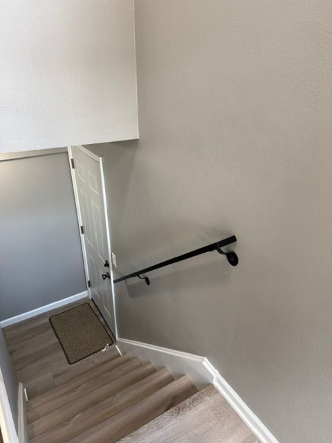 Custom Modern Interior Railing & Wall Rails In La Porte City, IA
