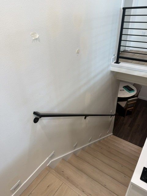 Custom Modern Interior Railing & Wall Rails In La Porte City, IA