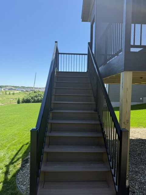 Ultralox Railings With Continuous Top & Wall Mounts In North Liberty, IA