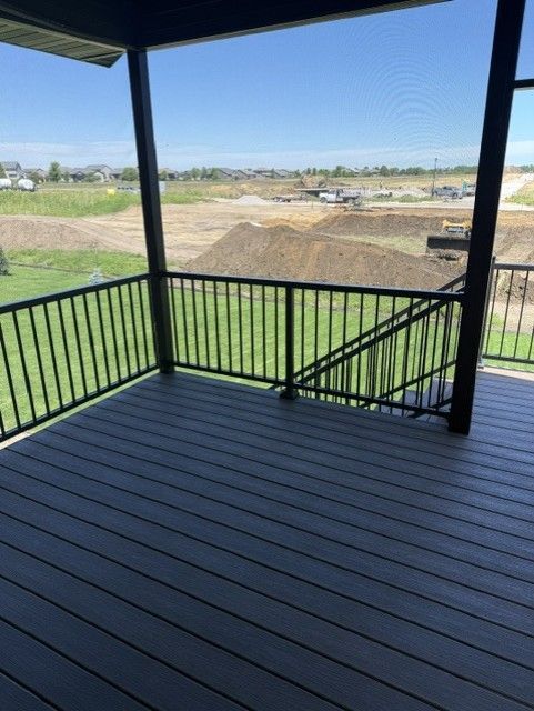 Ultralox Railings With Continuous Top & Wall Mounts In North Liberty, IA