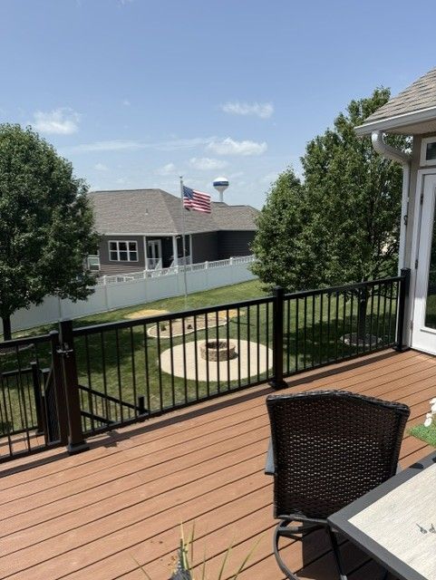 Aluminum Ultralox Railings With Gate Option In Fairfax, IA