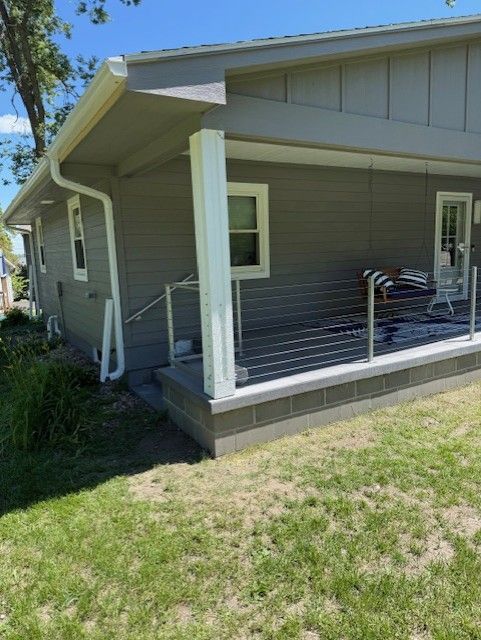 Custom Modern Exterior Cable Railings In Clear Lake, IA
