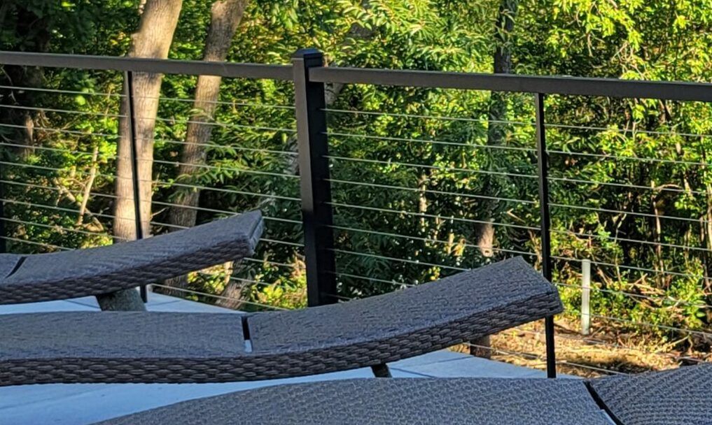 Sleek Horizontal Cable Railing Panels Waverly IA