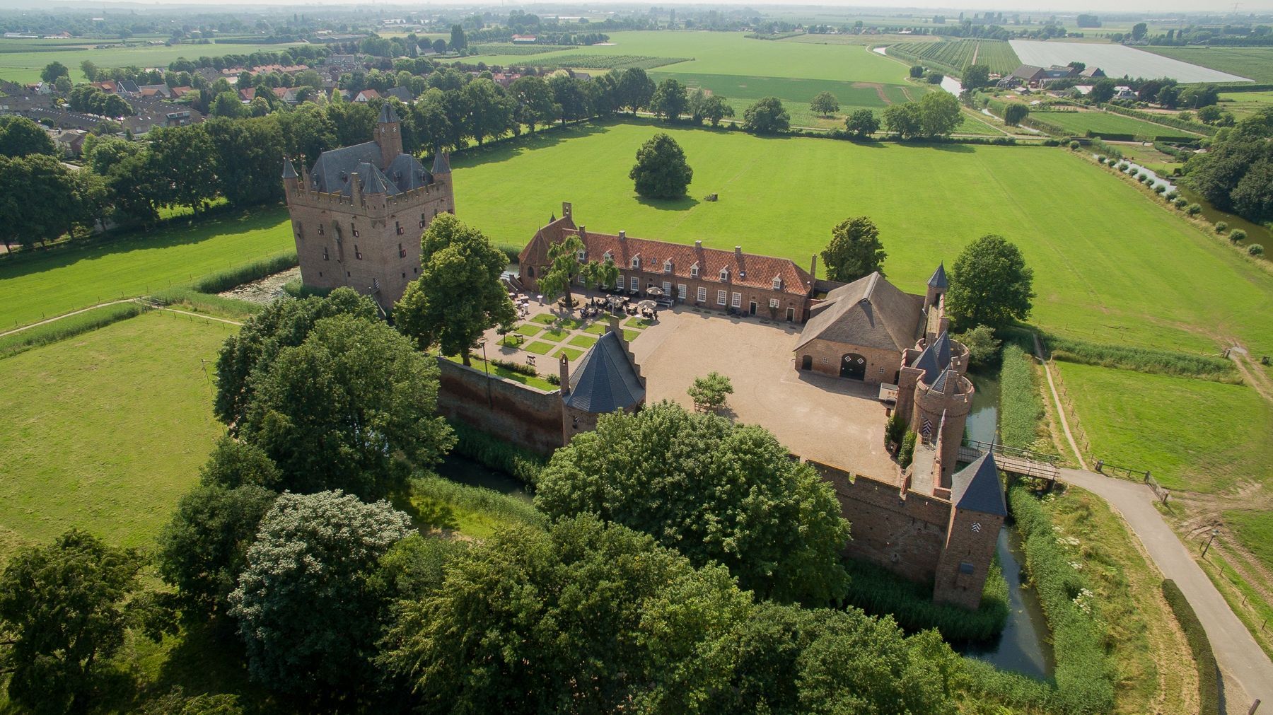 Kasteel Doornenburg, Doornenburg