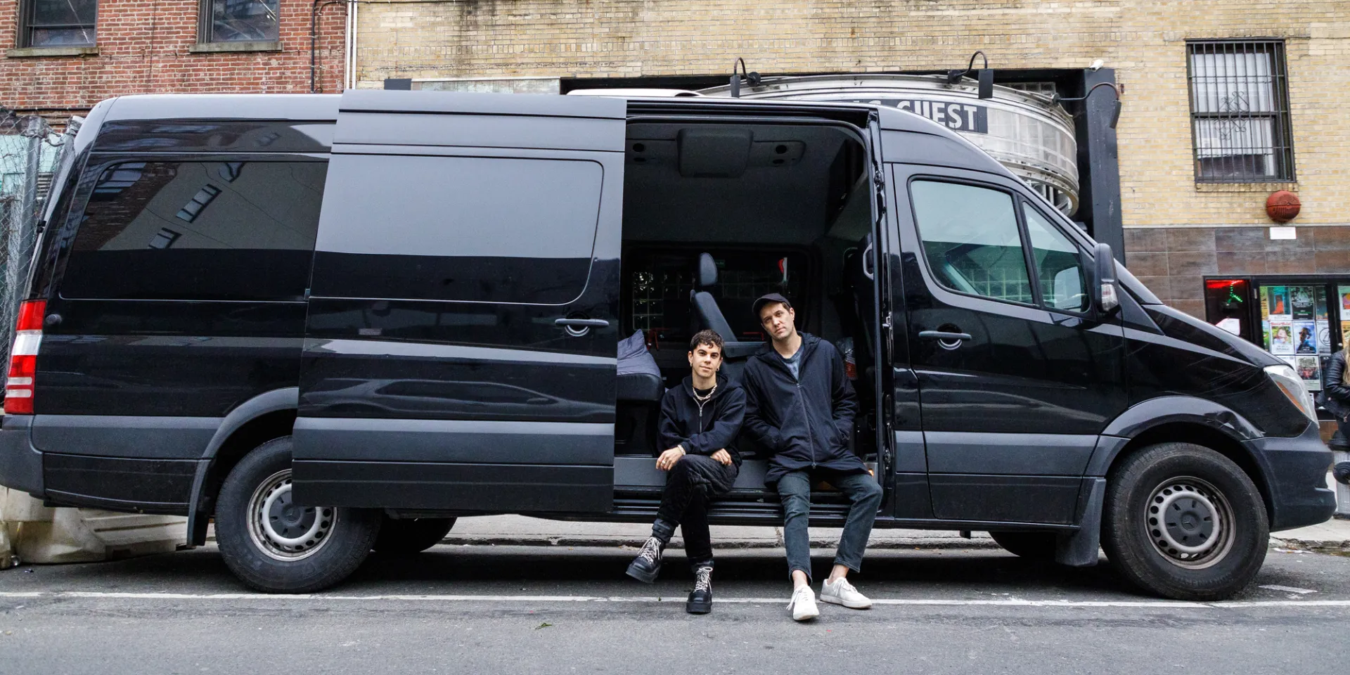 minivan hire