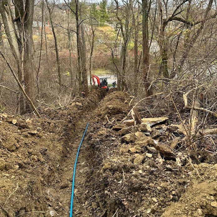 Punctured leaking Water Pipe — Cincinnati, OH — Getz Sewer & Water Punctured leaking Water Pipe — Cincinnati, OH — Getz Sewer & Water