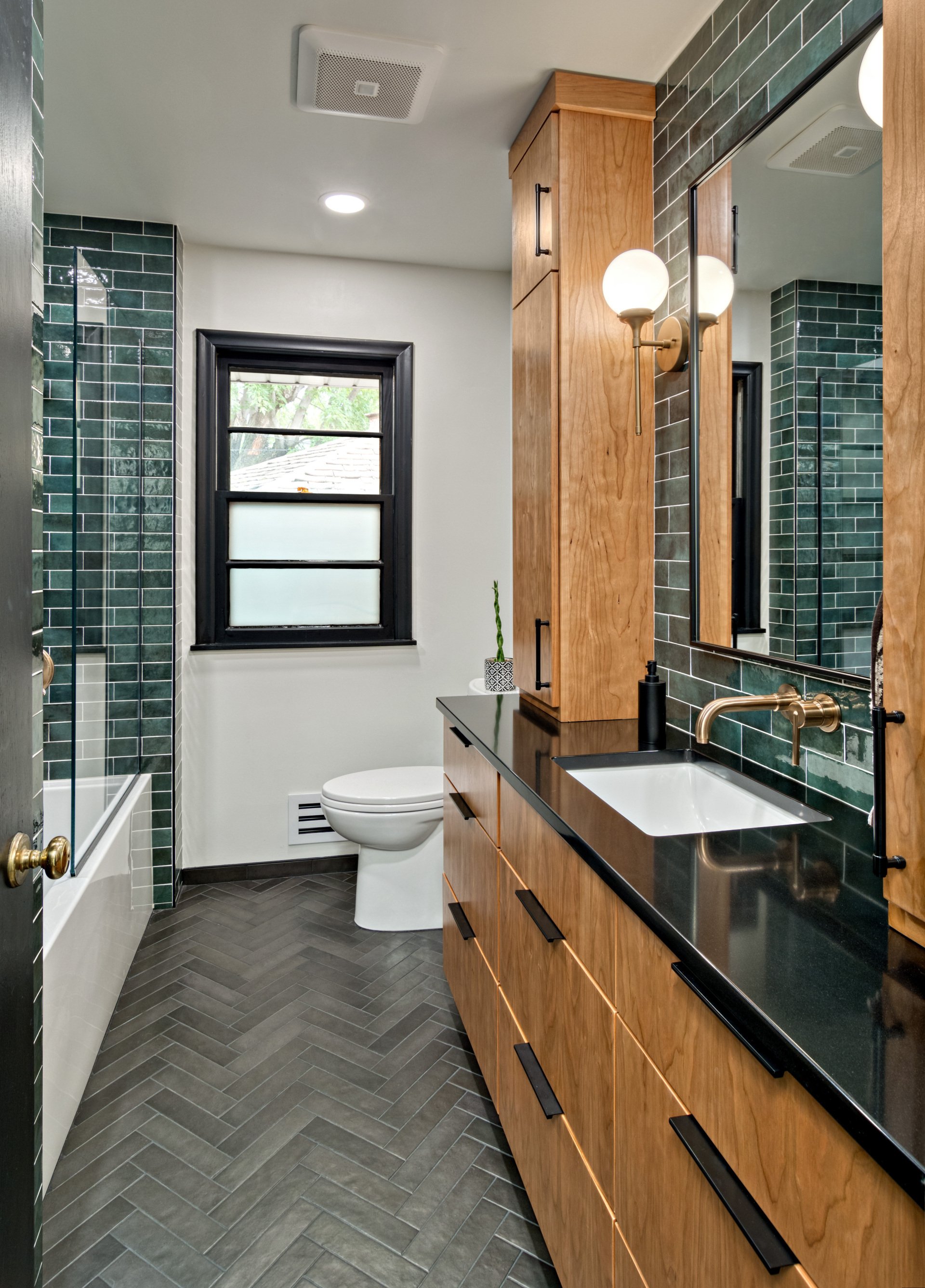 Picture of Bedroom and Bathroom Remodel Before and After | Dercon