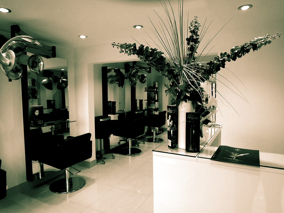 HOME [www.artisanhairbolton.co.uk]