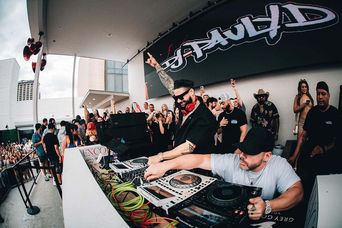 outdoor party 25