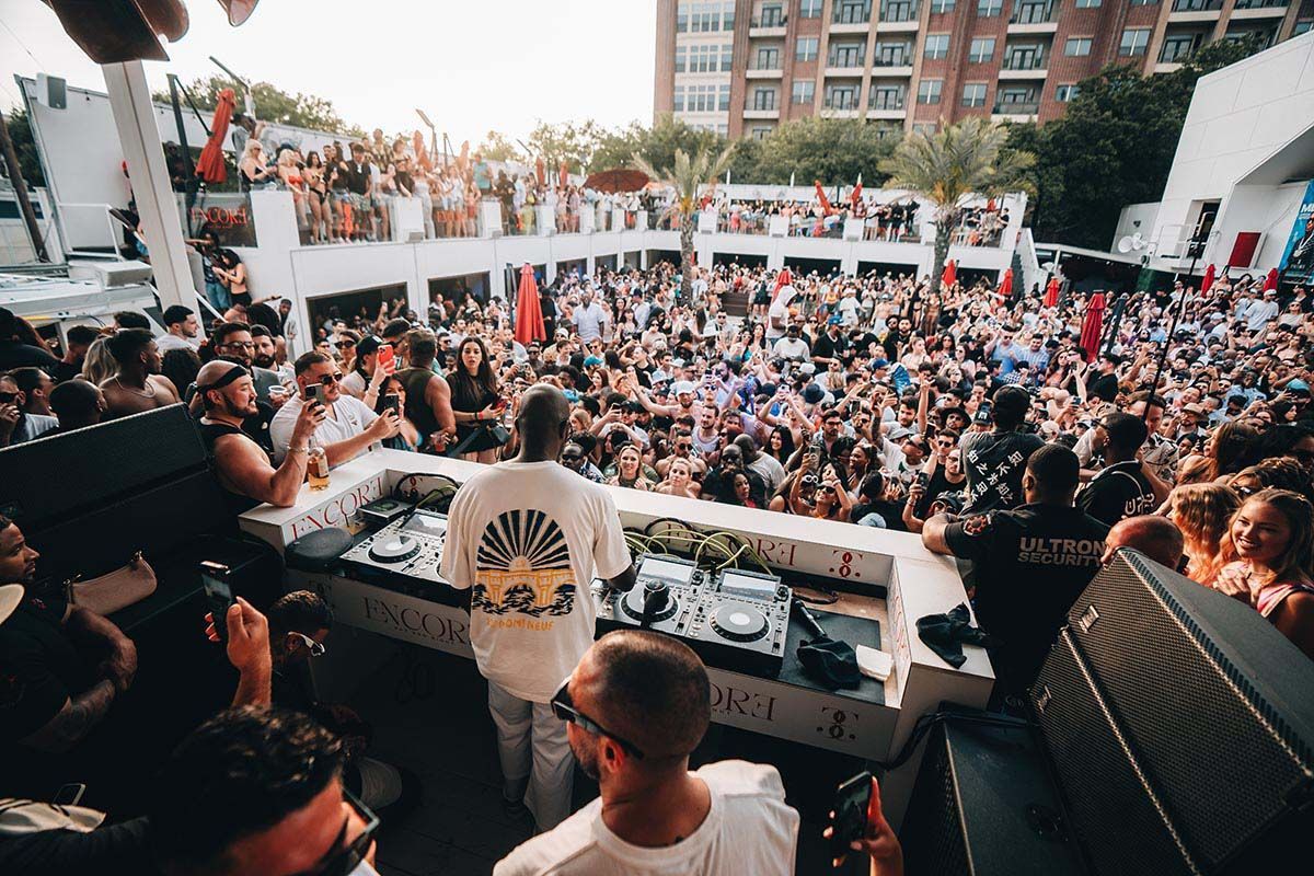 outdoor party 9