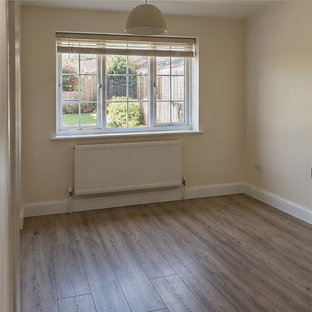 The same room after the furniture has been carried out