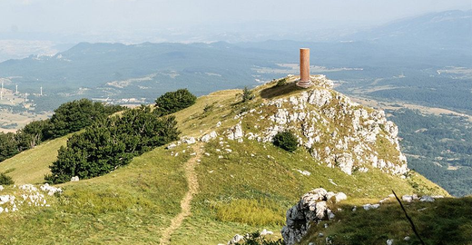 Altopiano dell'Alto Molise con boschi e pascoli