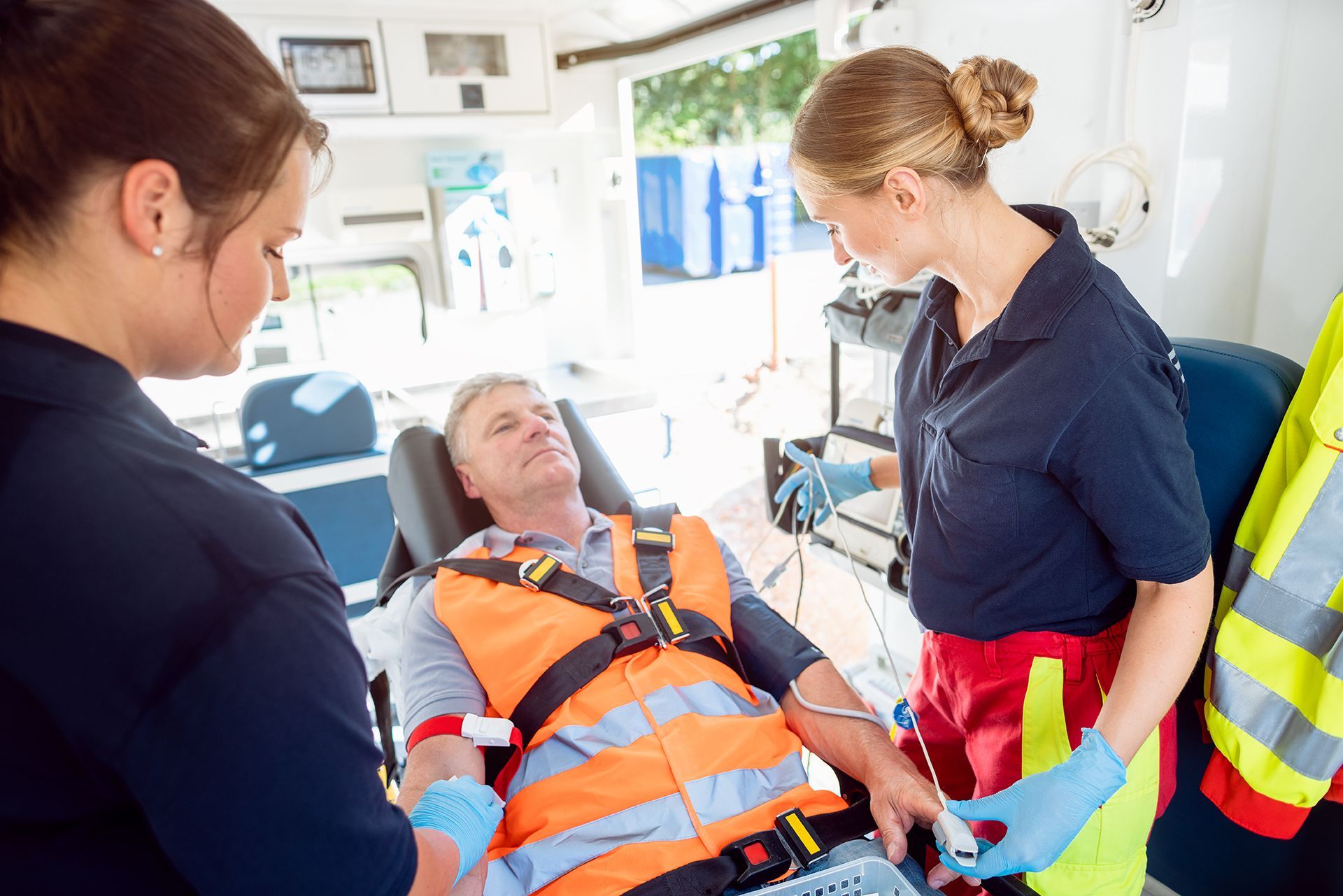 Benefits of Woodland Hills Medical Transportation