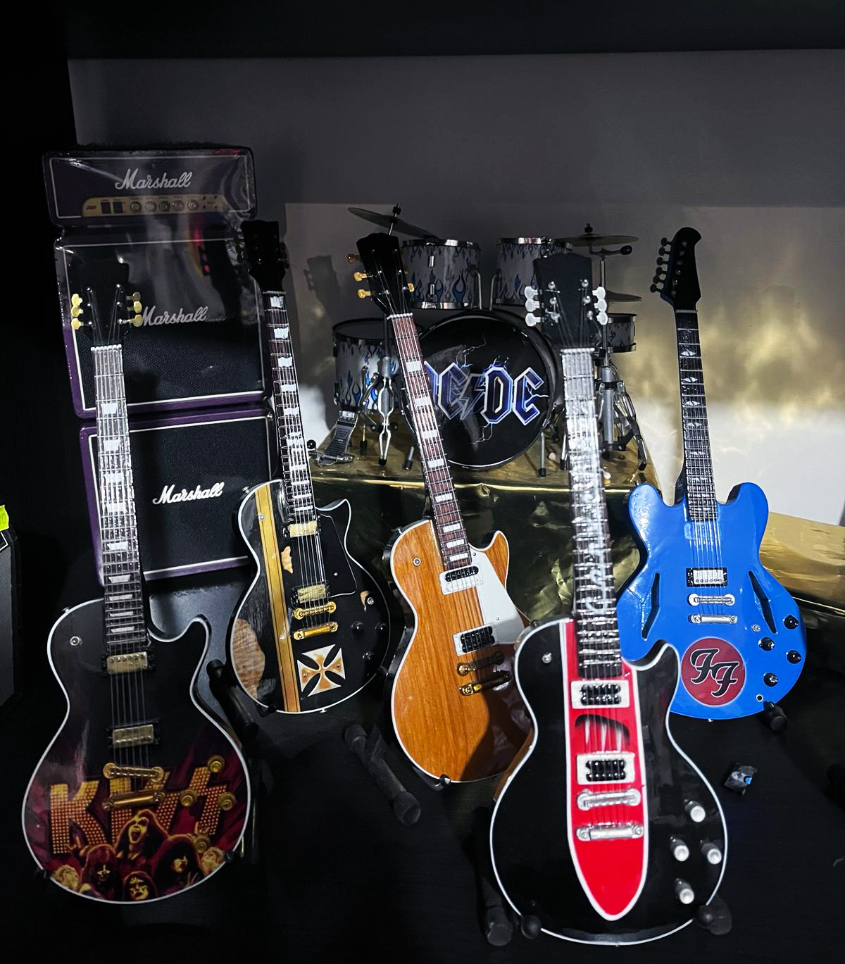 esposizione chitarre varie doctor music lab