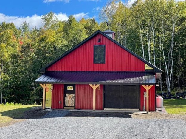 A barn build completed by Juggernaut Construction in Vermont