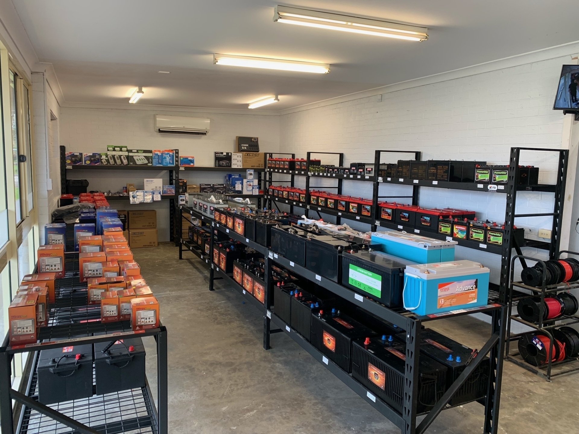 About US Car Battery Replacement