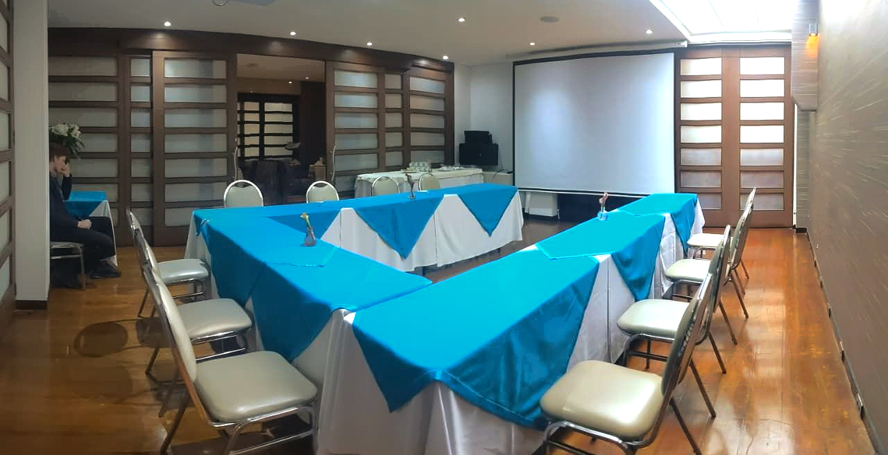 salón de eventos corporativos montaje en u 
