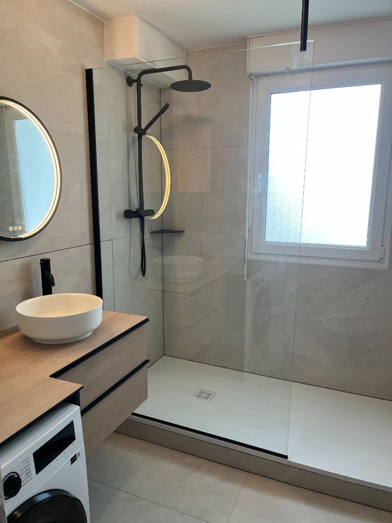 Salle de bain clé en main