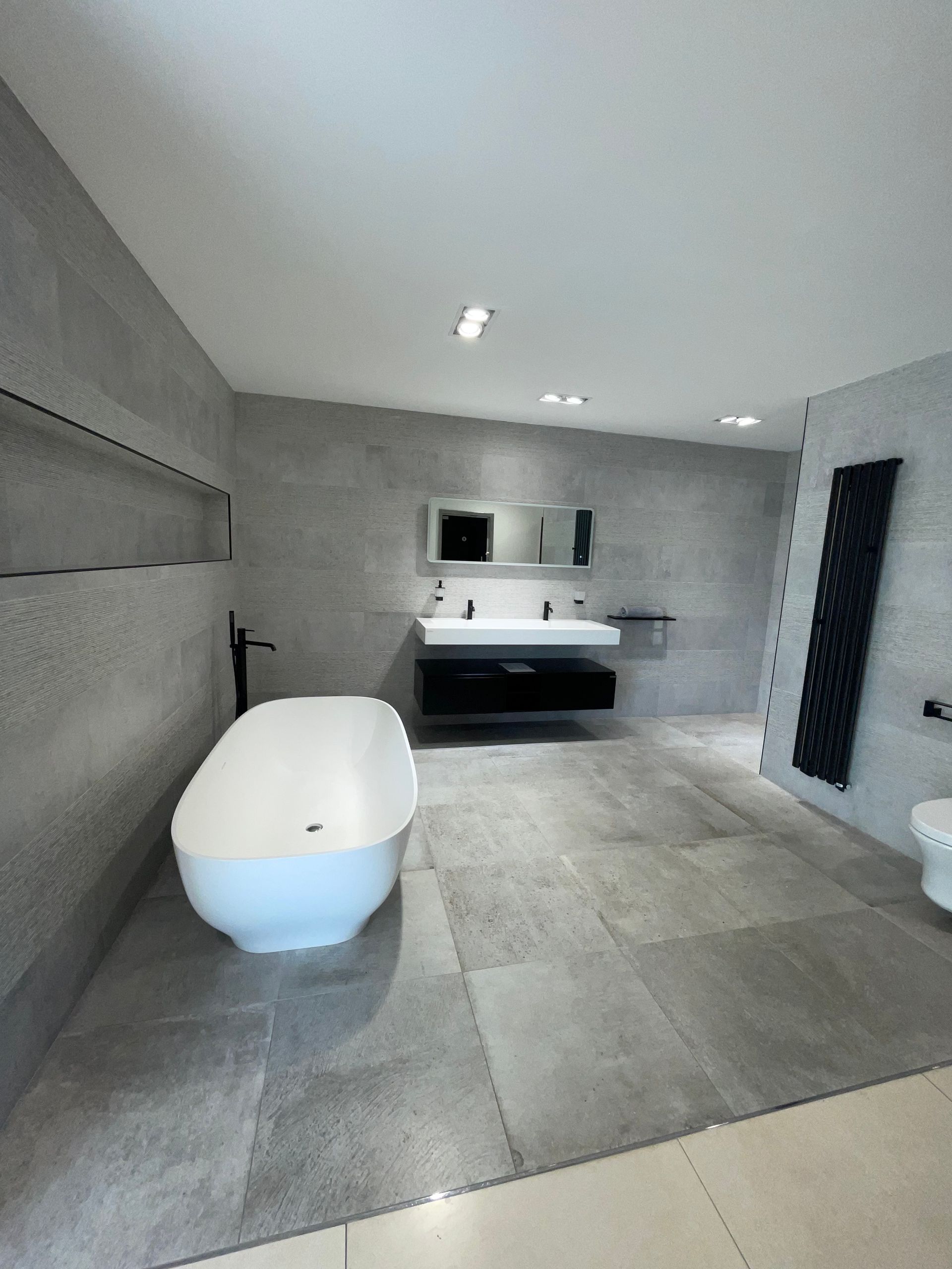 bathtub