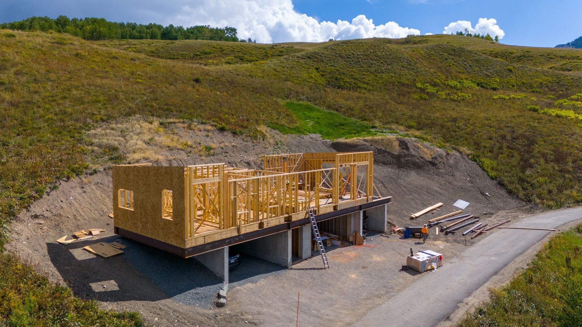 Cinnamon+B+Murphy+Construction