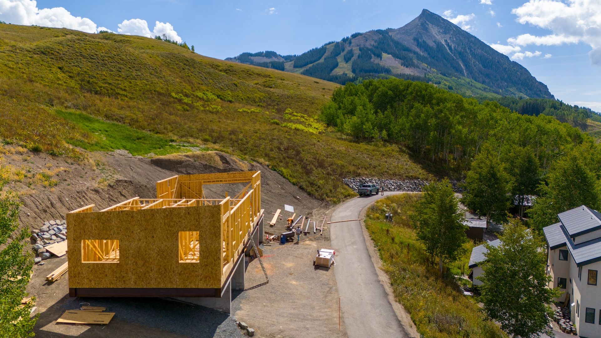 Cinnamon+B+Murphy+Construction