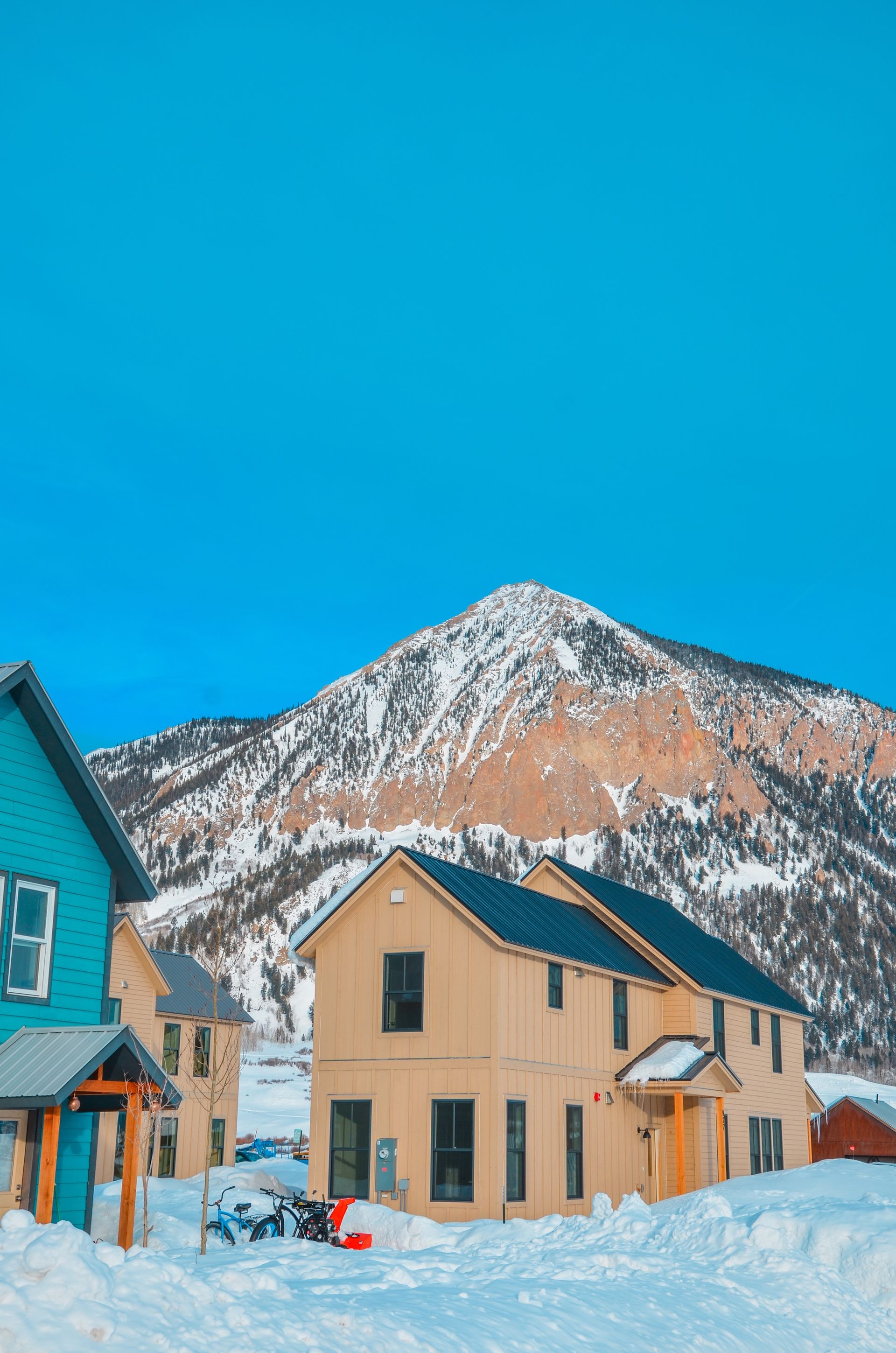 BMurphy general contractor crested butte portfolio image. Home builder, residential, commerical 